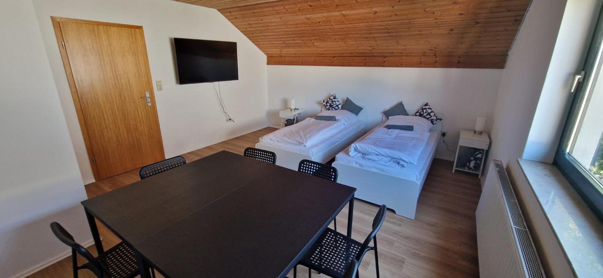 Mcmonti Bielefeld - Oerlingshausen Zentral, Netflix Apartamento *